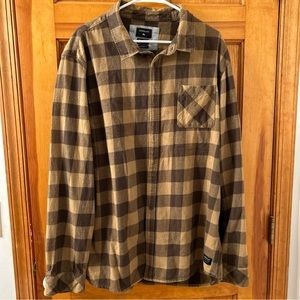 Quiksilver brown and tan plaid flannel long sleeve button up Mens XXL shirt